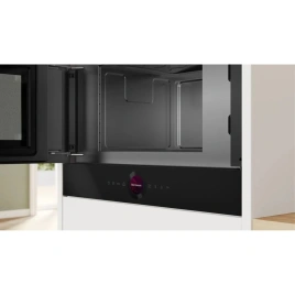 Микроволновая печь Bosch Serie 8 BFL9221B1 Black