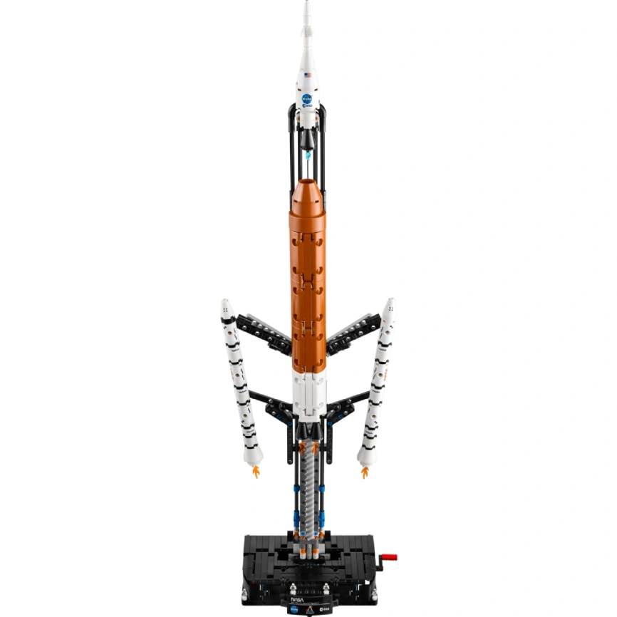 Конструктор LEGO Technic NASA Artemis Space Launch System Rocket 42221 фото 4