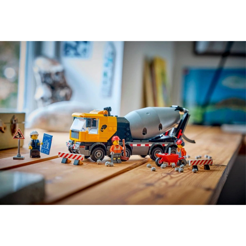 Конструктор LEGO City Cement Mixer 60478 фото 7