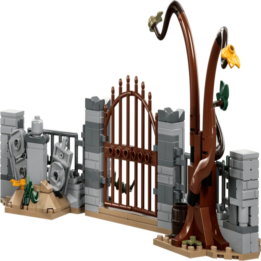 Конструктор LEGO Disney Hocus Pocus: The Sanderson Sisters’ Cottage 21341 фото 2